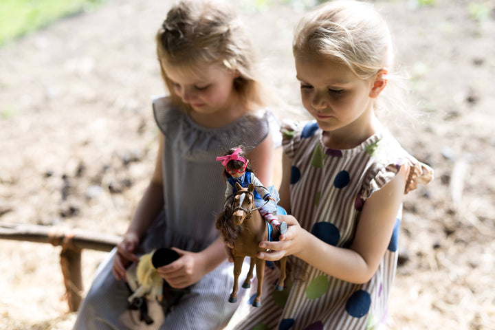 Lottie Saddle-up Pony Outfit