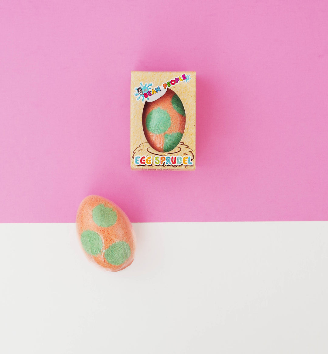 Egg Sprudel Surprise Bath Bomb