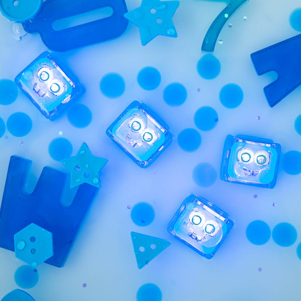 Glo Pals Blair Light-Up Cubes (NEW)